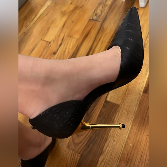 TOM FORD ALLIGATOR SKIN PUMPS - Picture 6 of 7